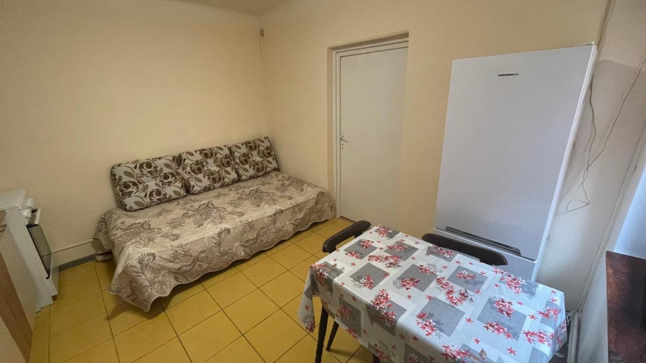 Apartament In Centrul Brasovului Exterior photo