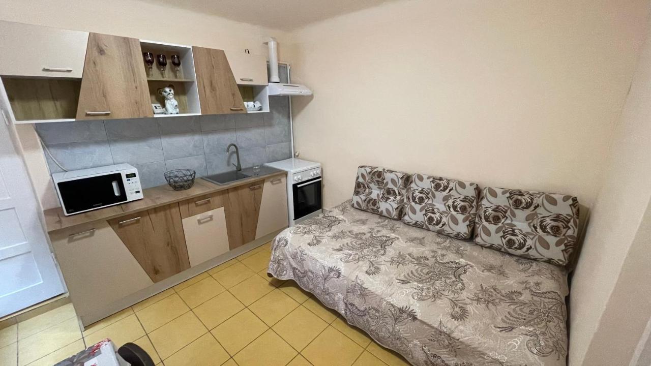 Apartament In Centrul Brasovului Exterior photo